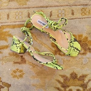 Steve Madden Lime Green Heeled Sandals Sz 9